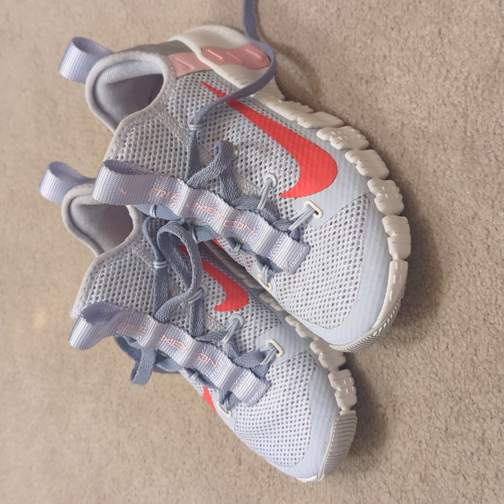 Nike Metcon Sneakers - Light Blue and Bright Red Swoosh And PINK stripes